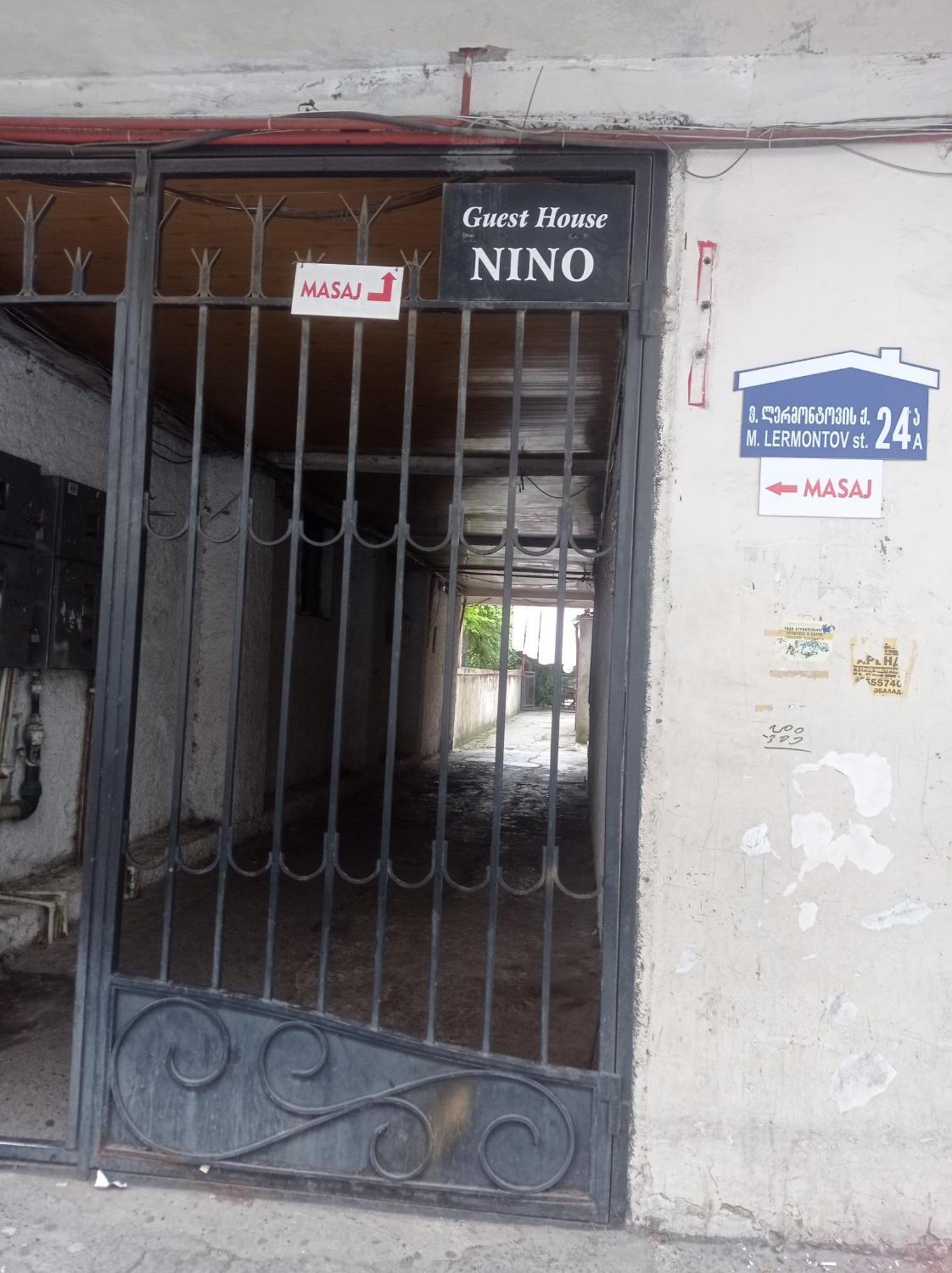 Guest House Nino Batum Dış mekan fotoğraf
