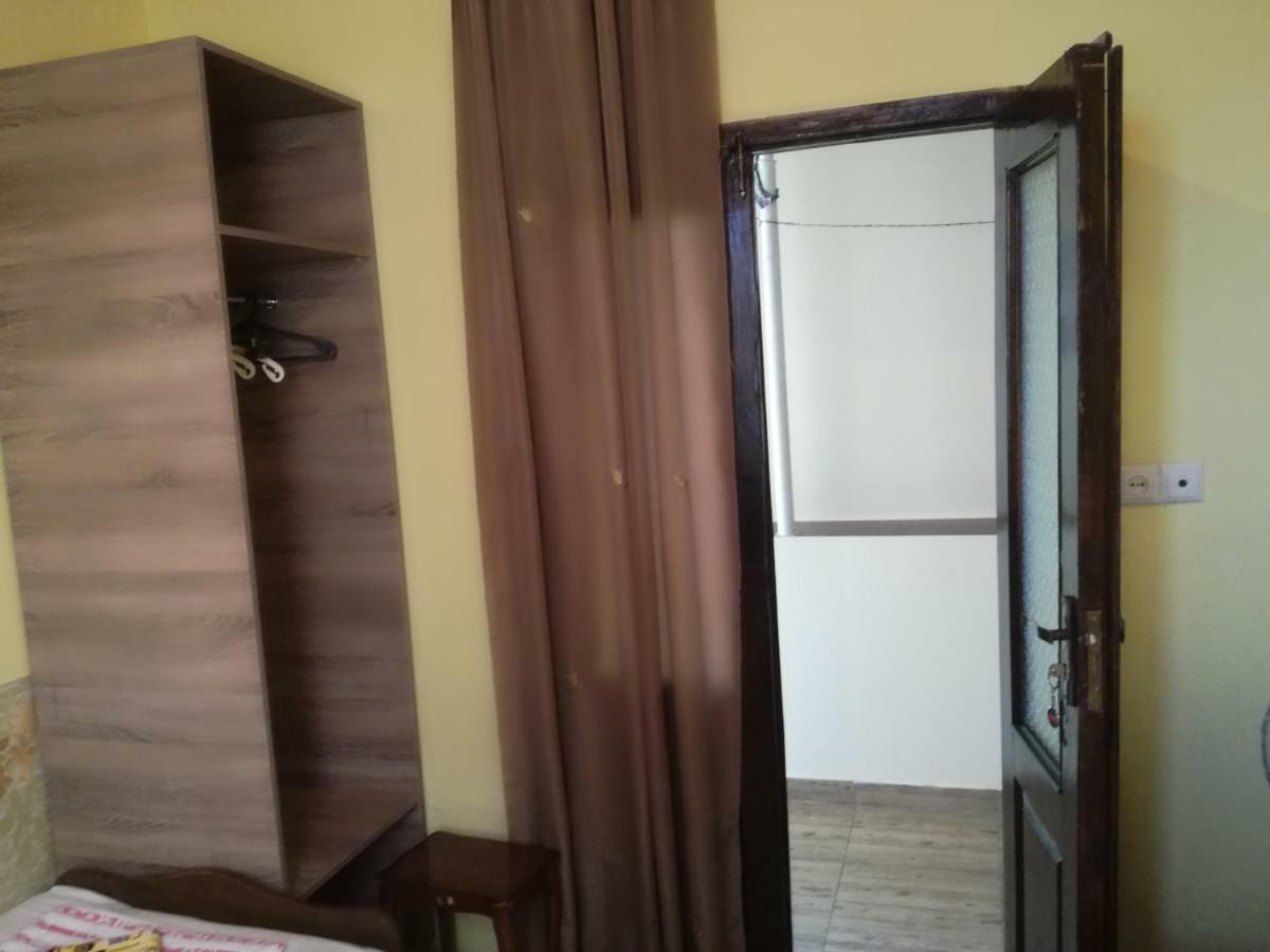 Guest House Nino Batum Dış mekan fotoğraf